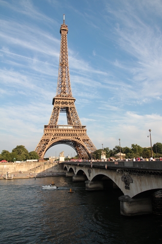 パリと言えばエッフェル塔と凱旋門 いいんですミーハーと言われても 世界一周バックパッカーの旅 ワールドトラベラーズ